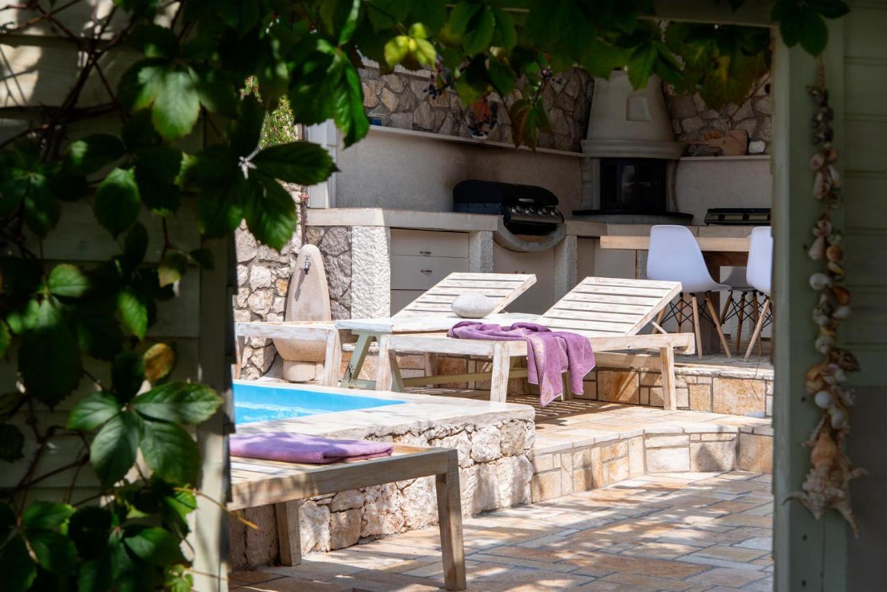 Villa Christianna Studios Áyios Nikítas Buitenkant foto