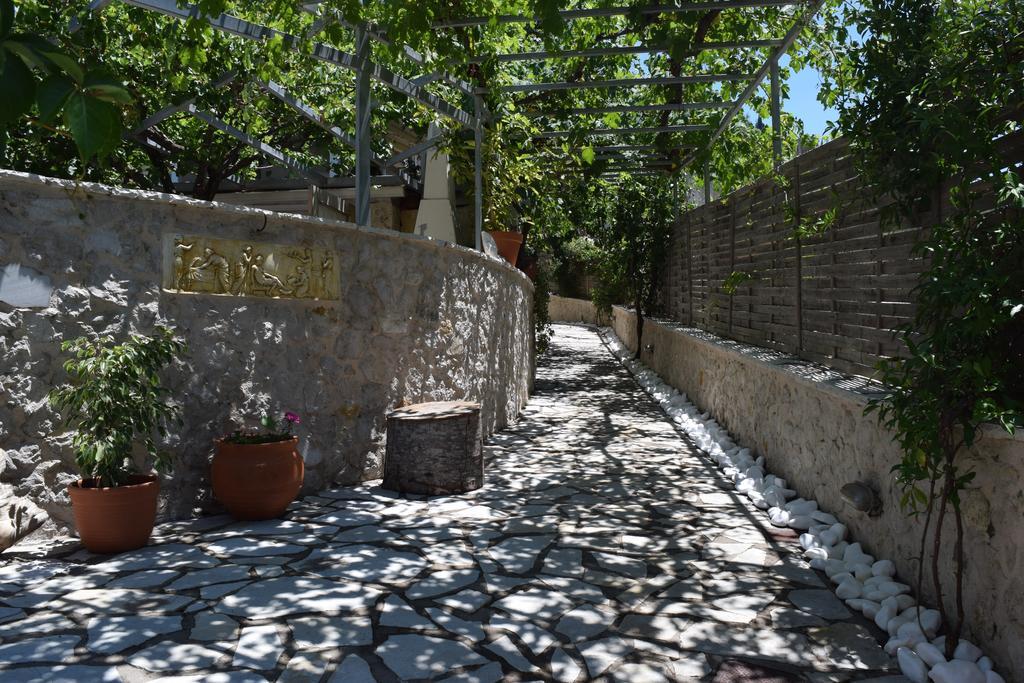 Villa Christianna Studios Áyios Nikítas Buitenkant foto